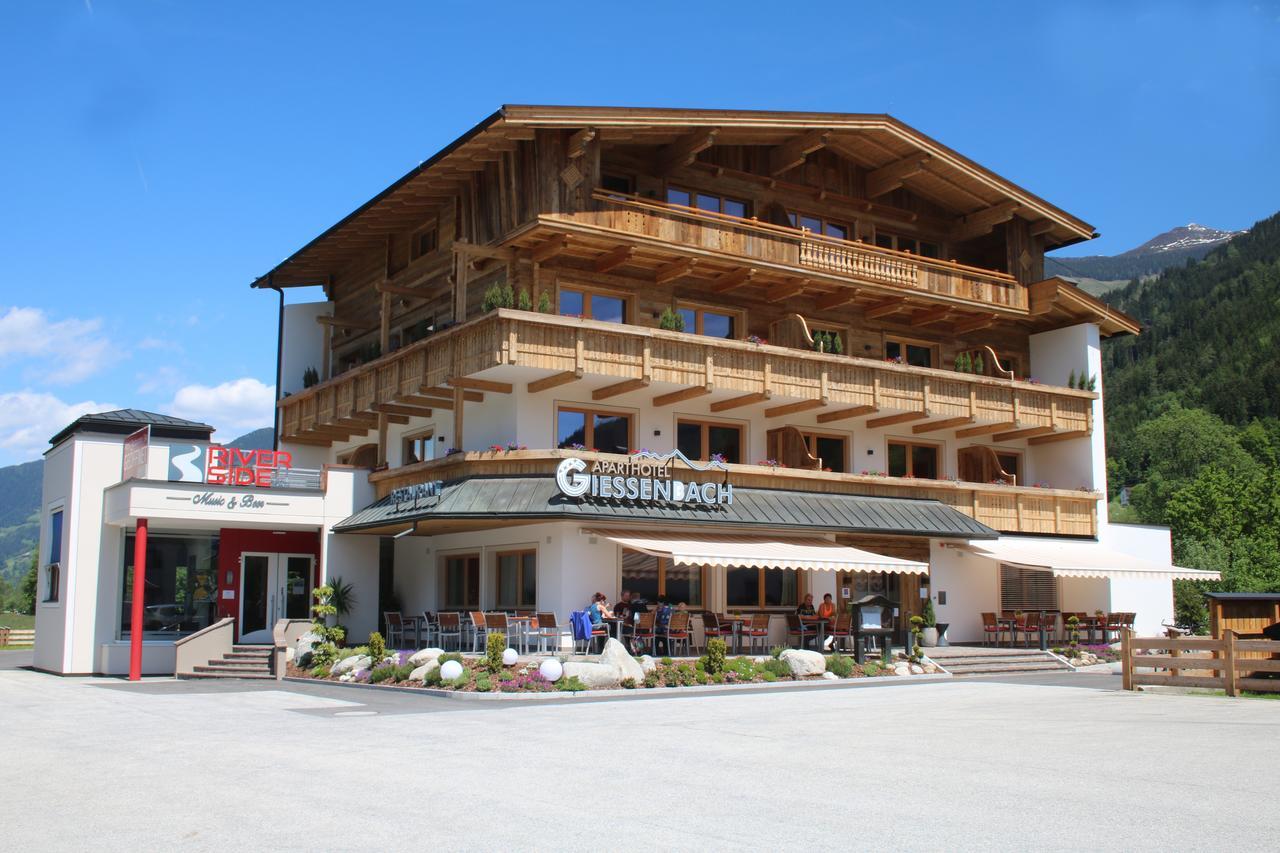 Hotel Giessenbach 菲根 外观 照片