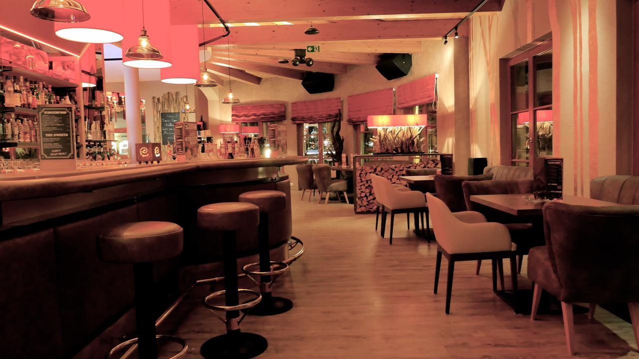 Hotel Giessenbach 菲根 外观 照片
